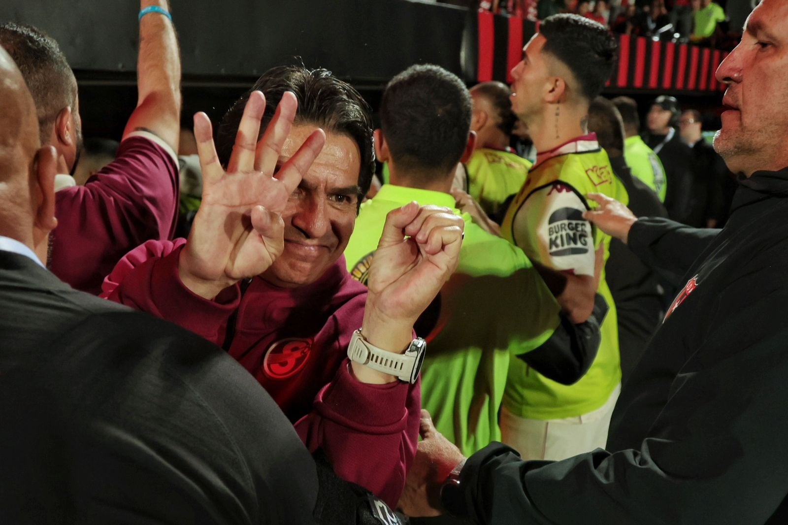 Vladimir Quesada hizo este polémico gesto tras perder la final con el Saprissa ante Alajuelense.