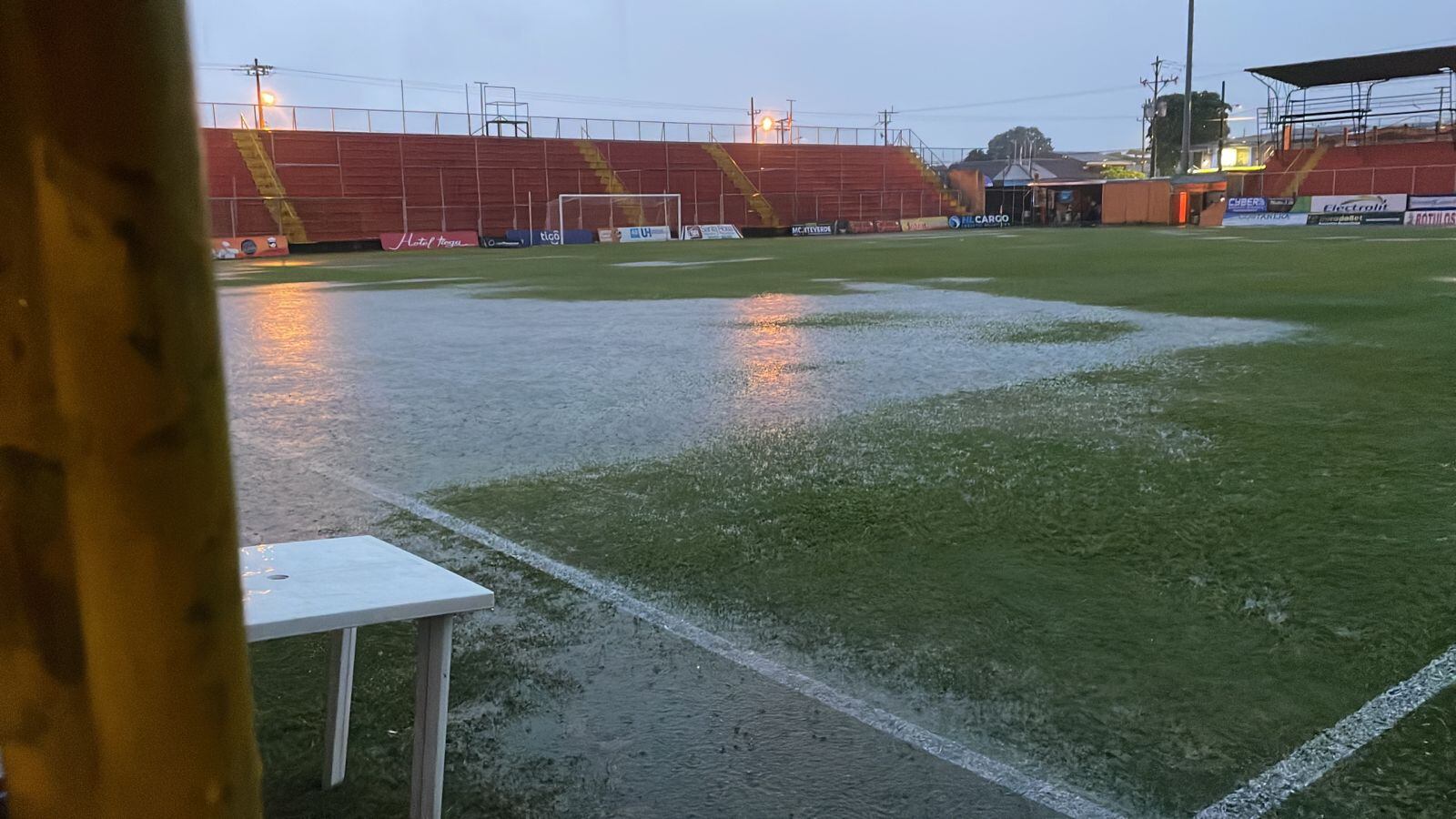 Estadio Lito Pérez, Puntarenas - Alajuelense