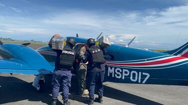 Hallan gran cargamento de cocaína oculto debajo del camarote de un camionero
