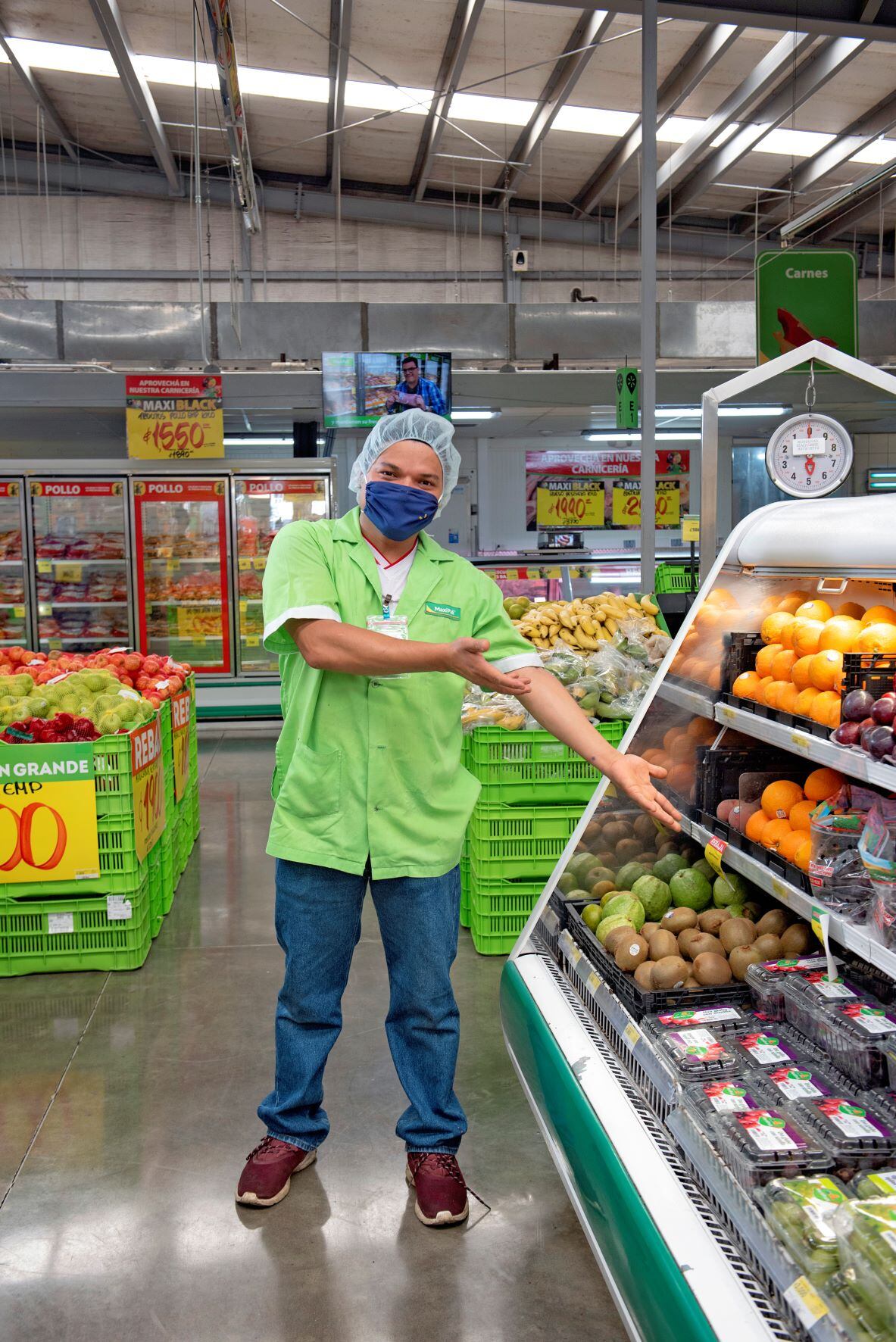 Walmart hace feria de empleo el viernes 11 de noviembre del 2022 en San Sebastián