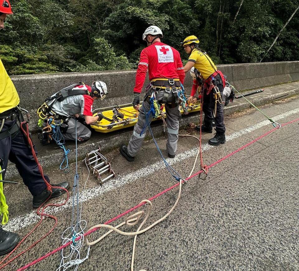 Rescate de hombre en San Carlos
