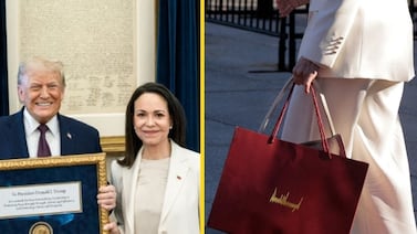 María Corina Machado regaló medalla del Nobel a Trump, pero ella salió con misterioso obsequio en la mano