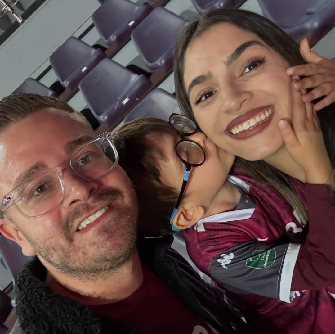 Los padres y Samuel fueron al estadio gracias a Pablo Arboine