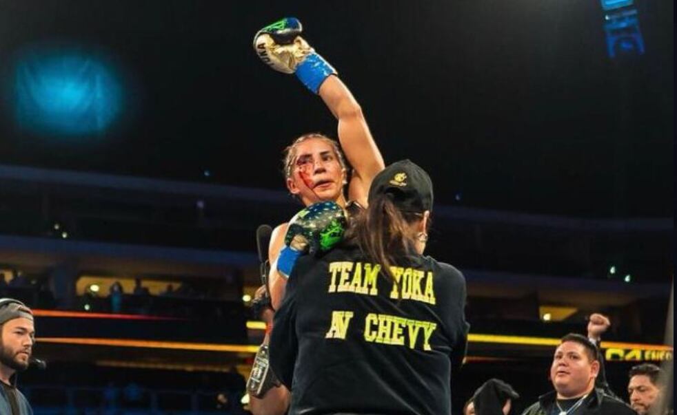 Yokasta Valle Seniesa Estrada Pelea título mundial 29 de marzo del 2024 Cortesía: Golden Bpy Promotions