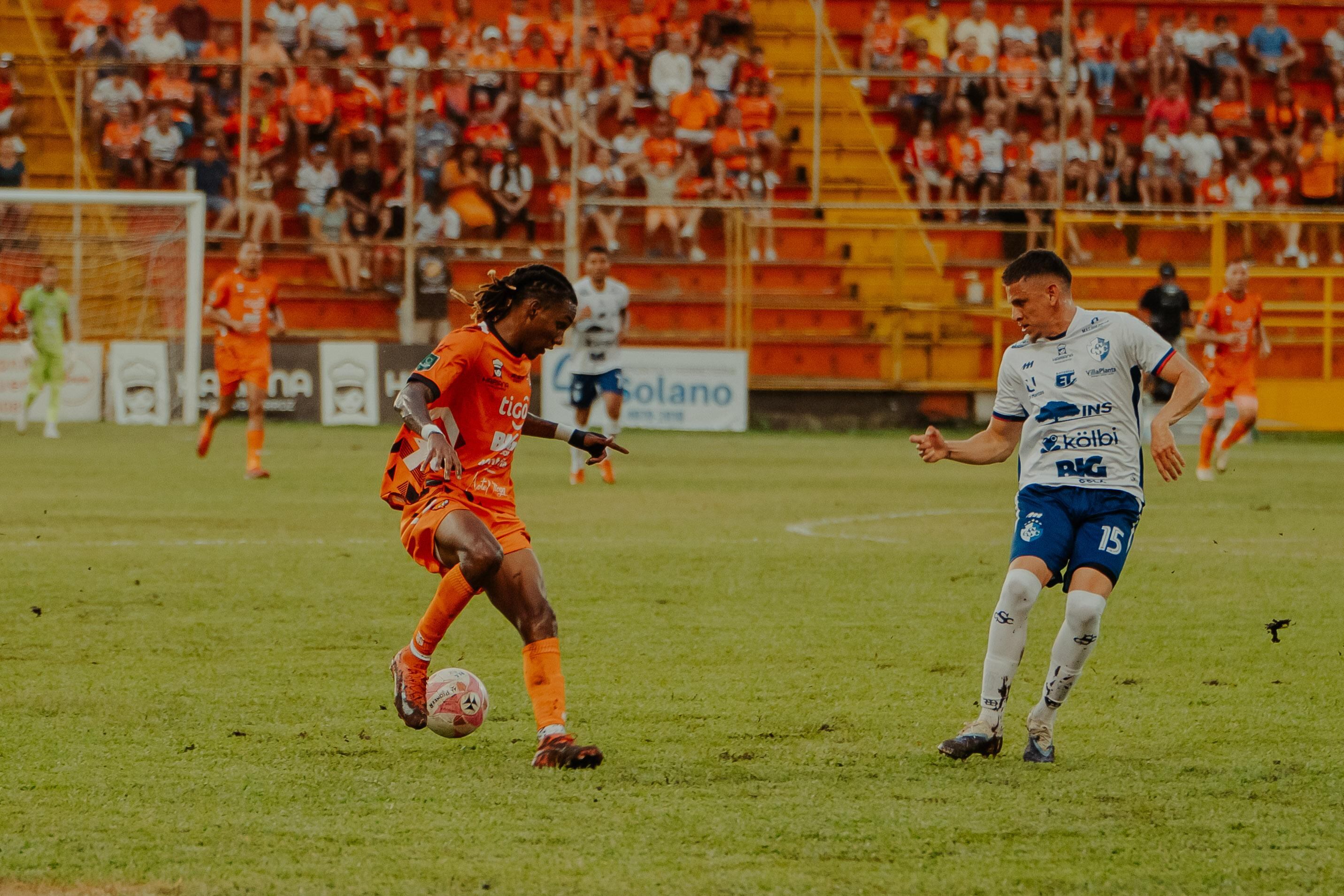 Puntarenas FC empató a uno con Cartaginés.