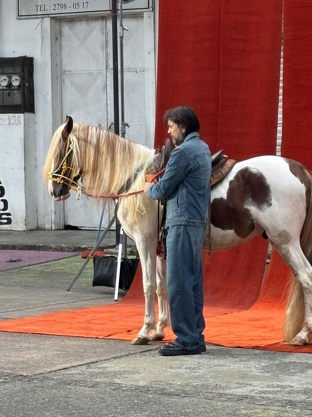 Juanes en Costa Rica, el cantante colombiano está este 10 de octubre de 2025 grabando por el parque Vargas su nuevo videomusical.