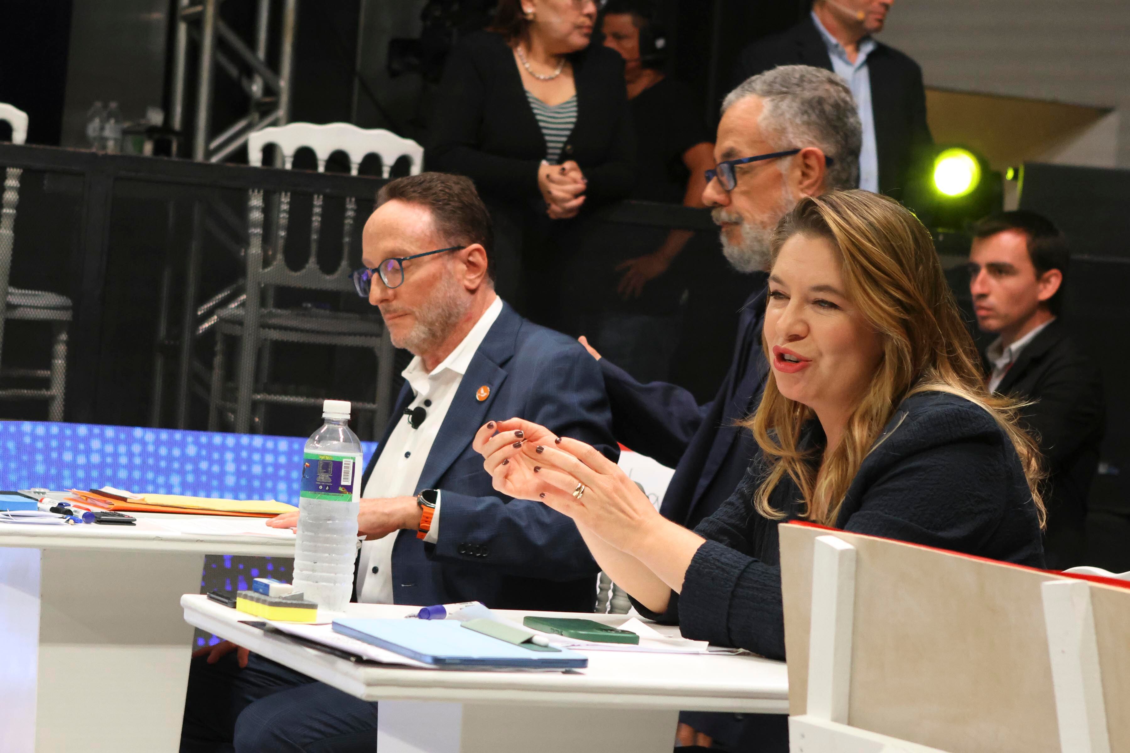 Debate Se Busca Presidente