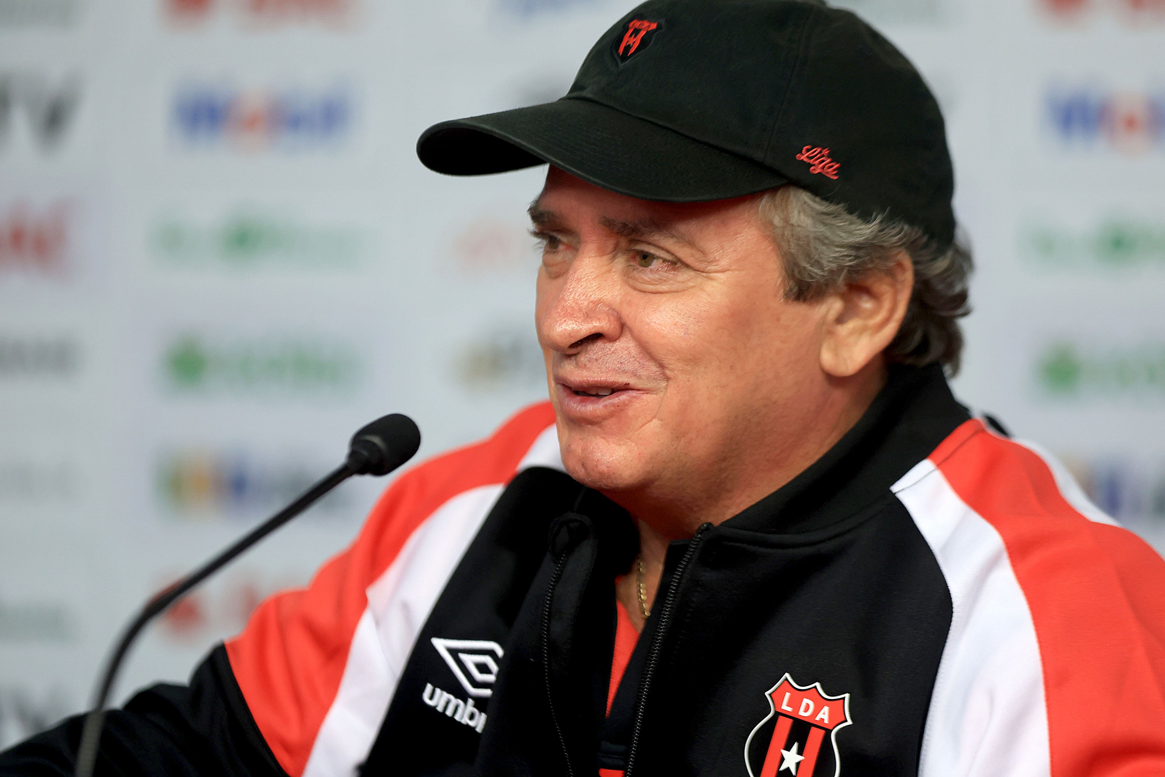 Oscar Ramírez, director técnico de Alajuelense