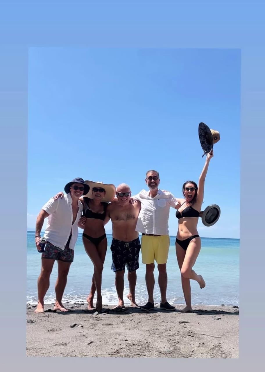 Ignacio Santos disfruta de una escapada a la playa tras su retiro de Telenoticias.