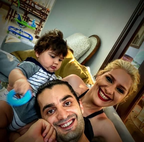 Amin Sadigh es un iraní que llegó a Costa Rica hace un año y la rompe vendiendo cafecitos en la calle.