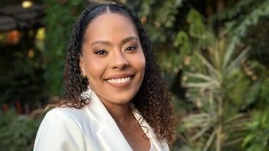 La nueva periodista de Calle 7: Informativo es una de las figuras más risueñas de Teletica; conózcala