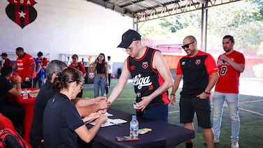 Tres bandos van a la guerra por el control de la directiva de Alajuelense