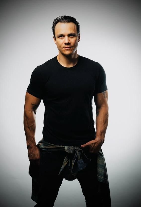 María Teresa Rodríguez y Adrián Lizano