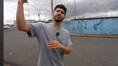 Araya Vlogs revela quién compró su camiseta usada y resultó ser otro famoso de las redes