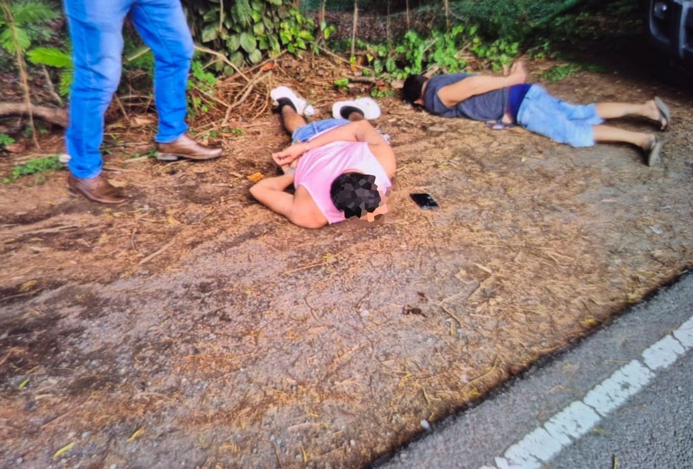 Los tres sujetos fueron detenidos en Siquirres.