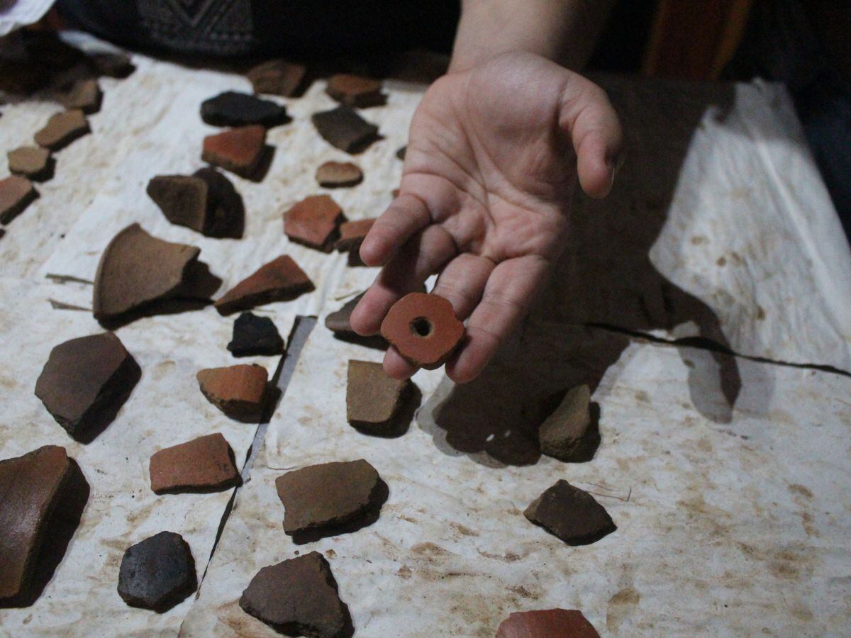 Estos son algunos de los objetos que se encontraron en el cementerio precolombino. Foto: Cortesía.