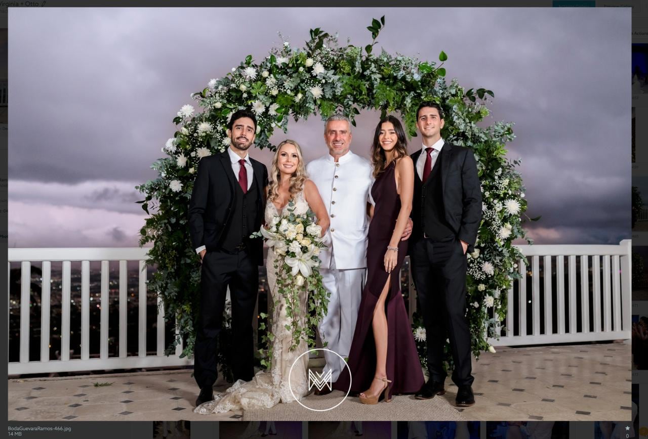 El excandidato a la Presidencia Otto Guevara se convertirá en papá a los 63 años y nos contó cómo vive esta nueva etapa de su vida.