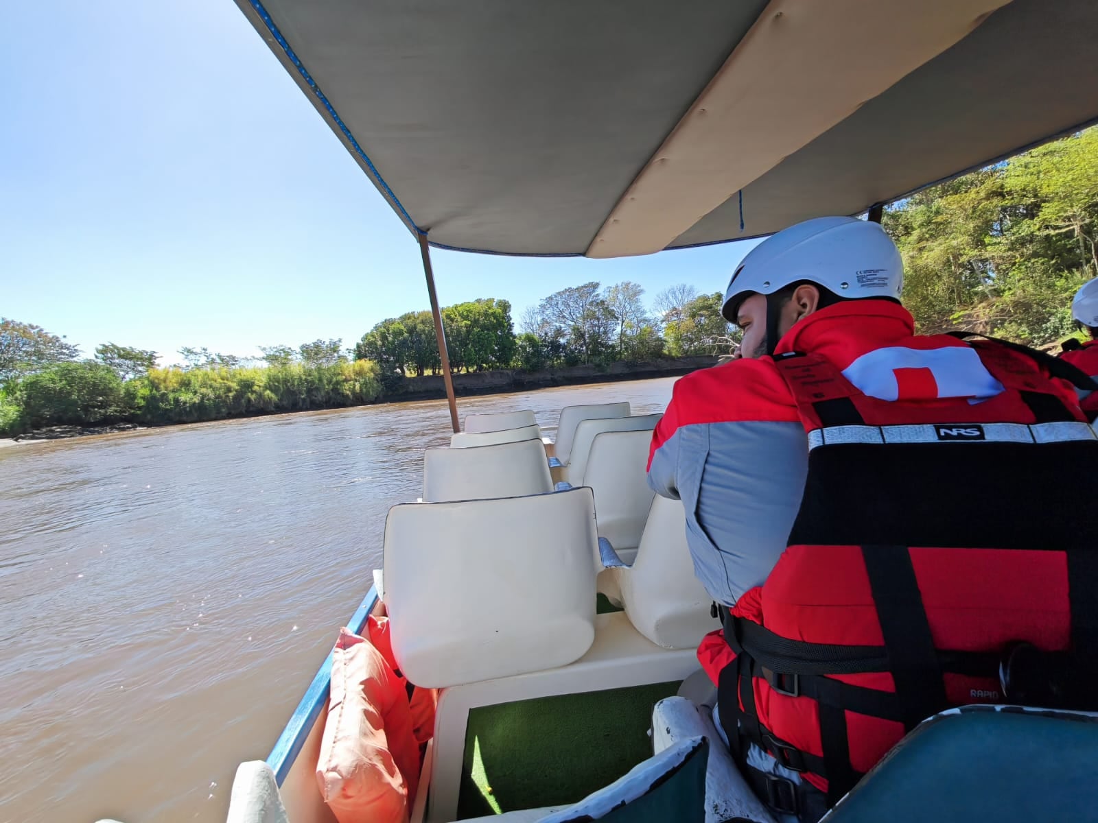 El cuerpo del hombre que desapareció en el río Bebedero fue encontrado por la Cruz Roja