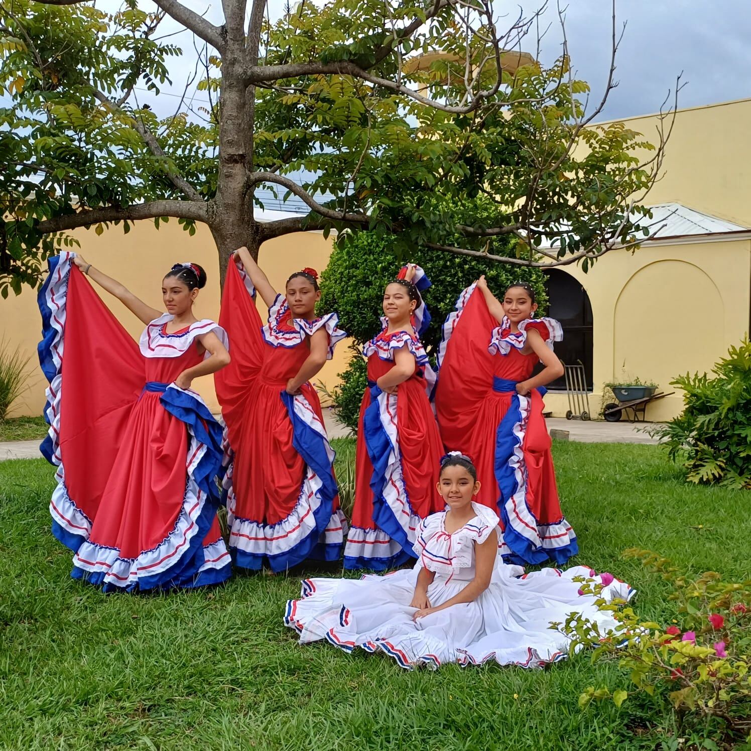 Bailes típicos folclóricos