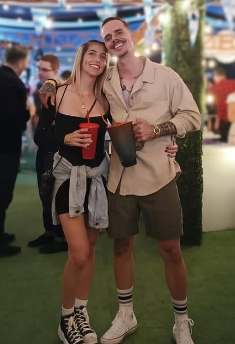 Alejandro Camacho, exparticipante del programa Combate y su ahora esposa Stephanie Acuña