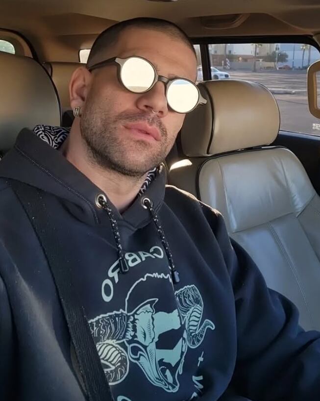 Bryan Ganoza, cantante conocido como Ganoza B.