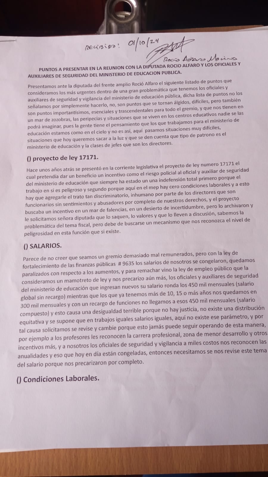 Los oficiales de seguridad conversaron con la diputada Rocío Alfaro sobre la preocupación con la que viven en los centros educativos.