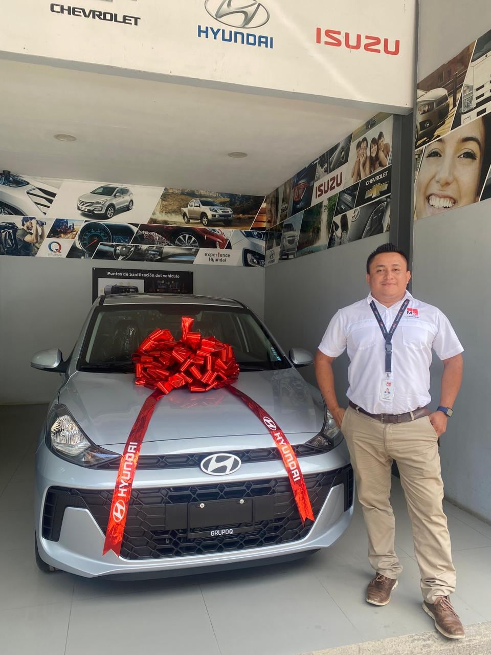 Jimmy se había esforzado por comprar su carro, pero no pudo disfrutarlo tanto como deseaba.