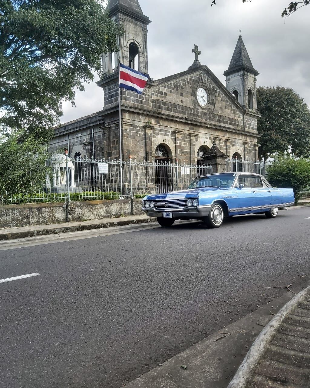 Wallace Cover y su chuzo. Cortesía.