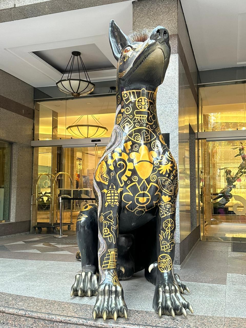 El xoloitzcuintle es una raza de perro de México que también se usa mucho para representar esta festividad.