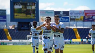 Jugadores de Liberia ya andan en modo San Valentín, vea lo que le dedican a sus parejas