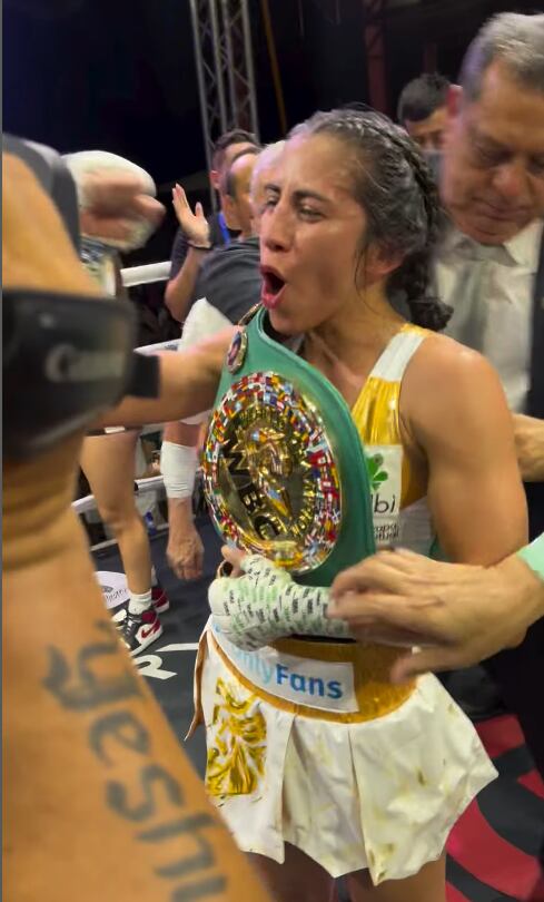 Yokasta Valle, campeona mundial cmb, 105 libras