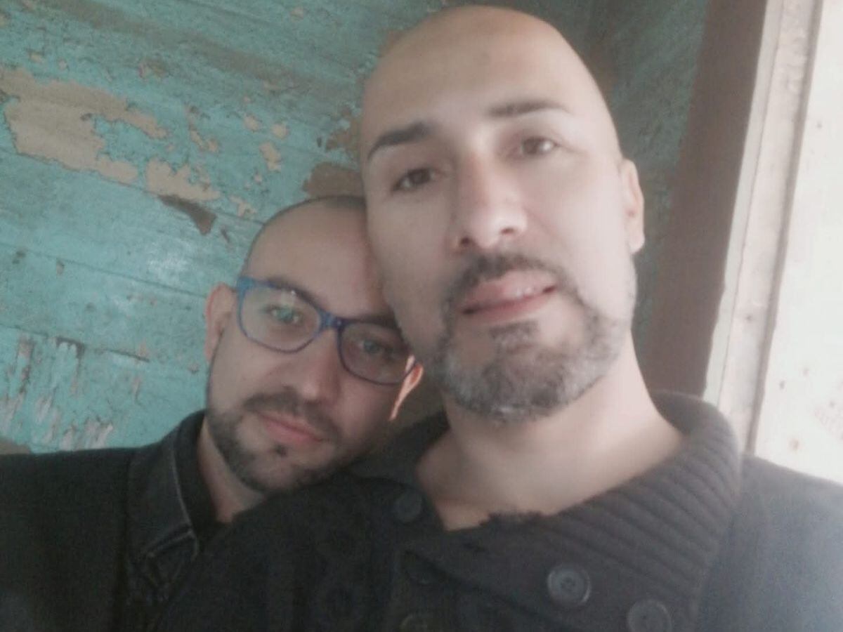 Por muchos años esta pareja tuvo que mantener su relación en secreto.