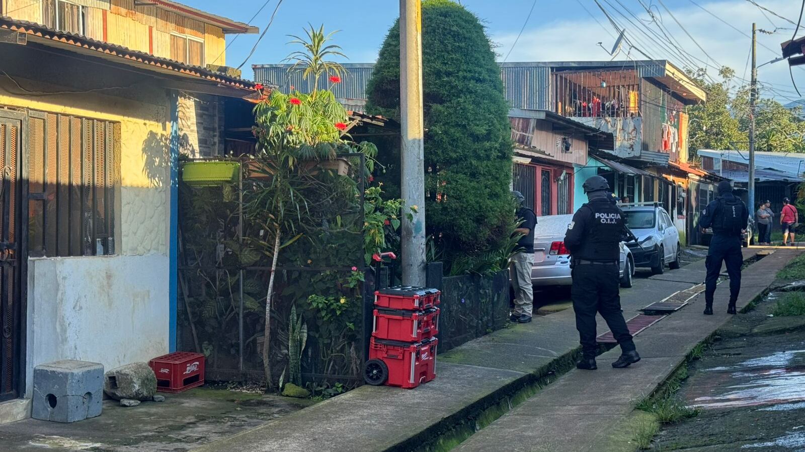 Una madre de familia es sospechosa de participar en una banda criminal encabezada por dos orientales dedicada a la trata de personas con fines de explotación sexual. Foto: La Teja