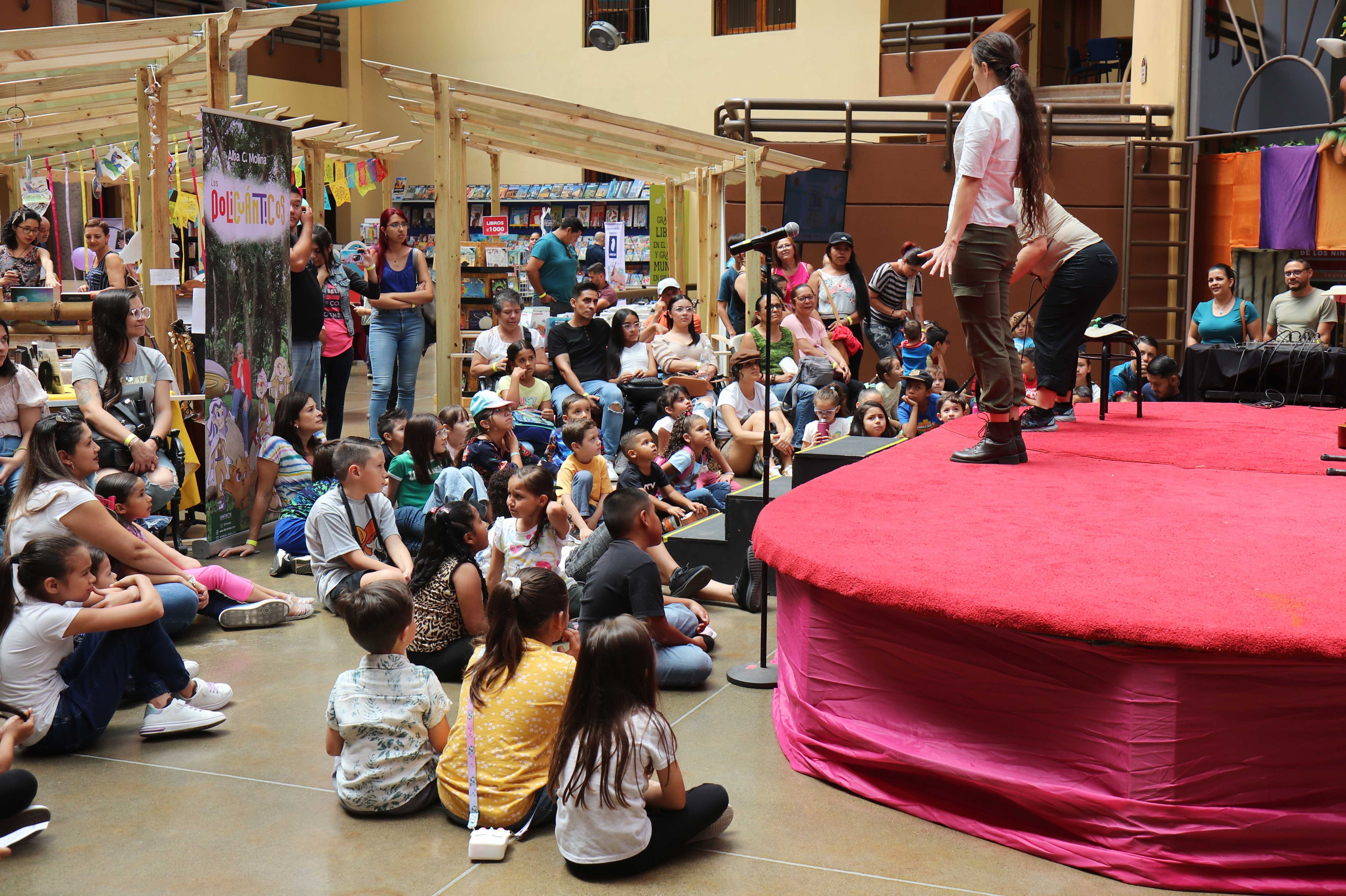 Feria del libro en el Museo de los Niños 2024.