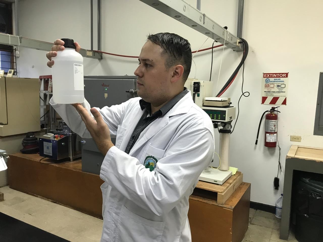 José Manuel Fallas Ramírez, farmacéutico de la facultad de farmacia de la UCR