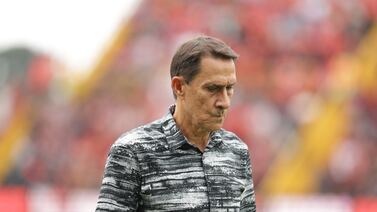 Alexandre Guimarães confesó cómo reaccionó el camerino de Alajuelense tras no ganarle a Saprissa