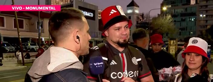 Ticos generaron sensaciones tras viajar hasta Argentina por el equipo de sus amores.