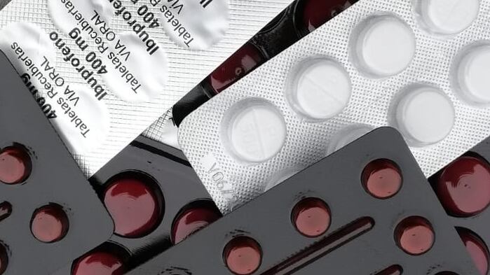 Los medicamentos vencidos contaminan y enferman