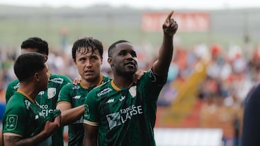 Así fue el recibimiento de Joel Campbell en su regreso al Morera Soto