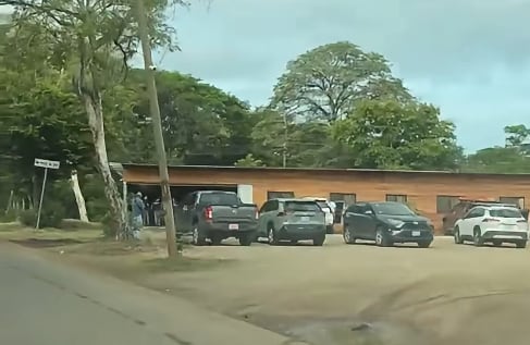 Las autoridades estarían investigando presuntos delitos de tráfico de influencia y legitimación de capitales. Foto Facebook.