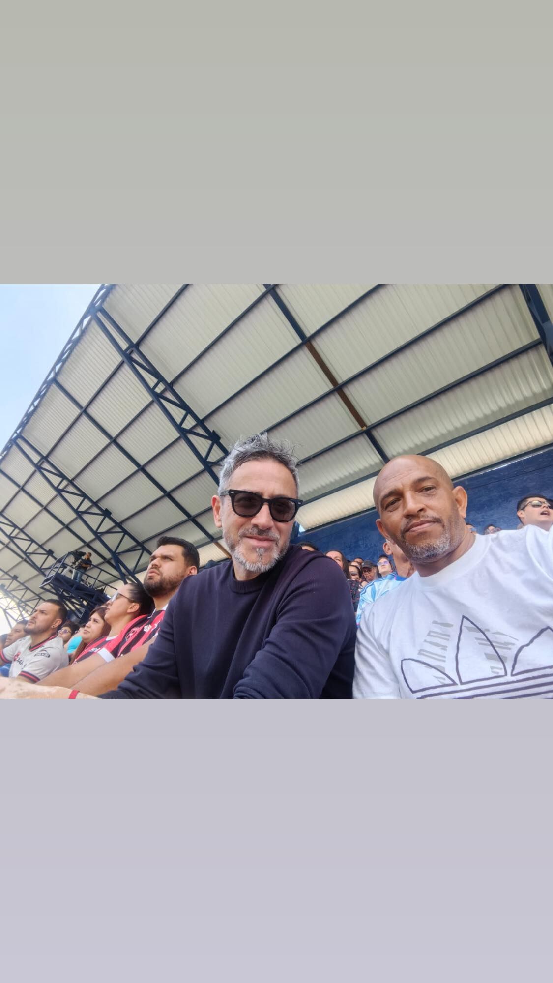 El exjugador José Carlos Cancela (izquierda) está de visita en Costa Rica y estuvo en los estadios Fello Meza y Ricardo Saprissa. Instagram José Carlos Cancela.