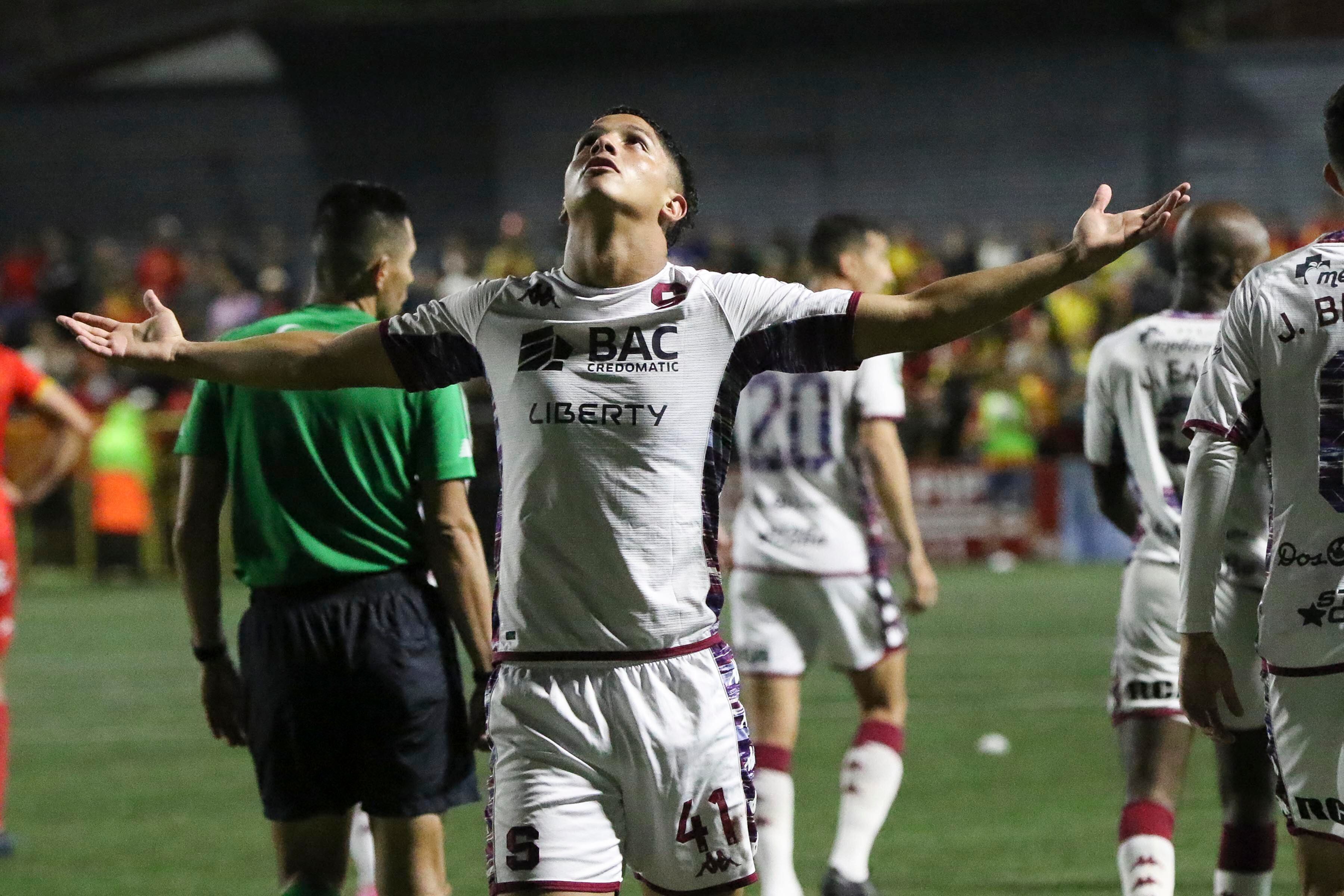 14/12/2023 Estadio Coyella Fonseca Primer partido de la final entre Herediano vs Saprissa, fotografía Mayela López