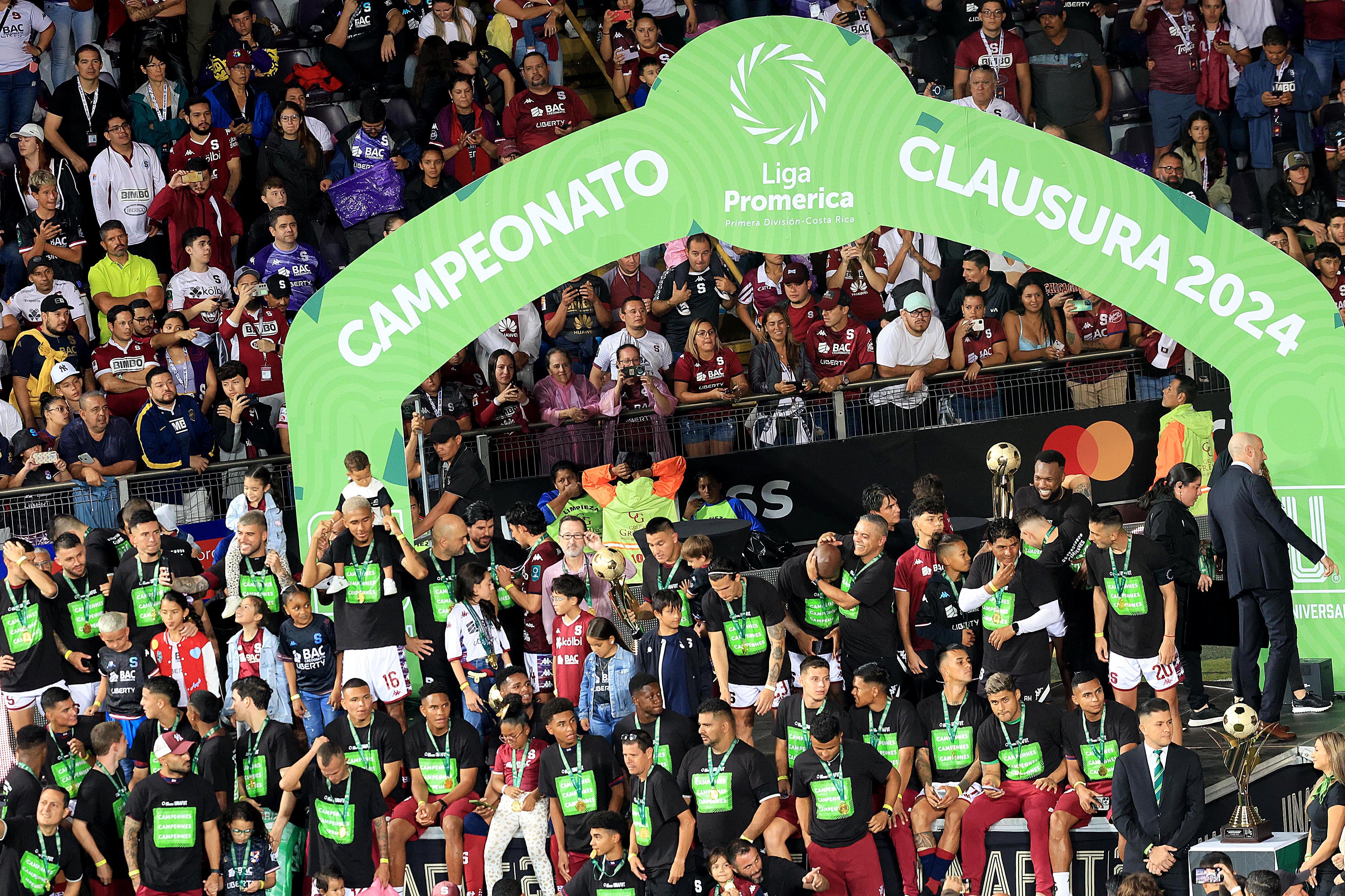 26/05/2024 Estadio Ricardo Saprissa, Tibás. El Deportivo Saprissa recibió a la Liga Deportiva Alajuelense, en el partido de vuelta de la Final de la Segunda Fase del Torneo de Clausura de la Copa Promérica 2024. Foto: Rafael Pacheco Granados