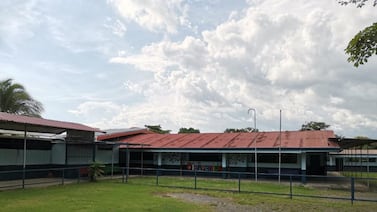 Escuela publica sentido mensaje en honor a hija de pastora asesinada junto a su mamá