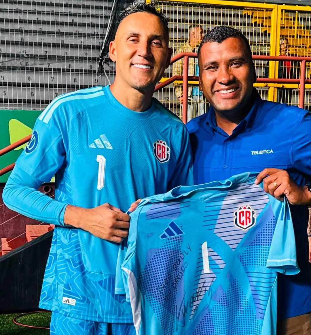 Navas le dio un regalazo a Dudly Lynch.