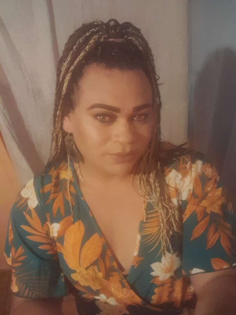 Doña Karla Laguna Roque, quien nació en Matagalpa y heredó la cuchara de su abuela y su mamá, nos da bolados para hacer nacatamales navideños nicaragüenses