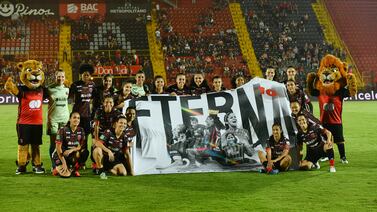 Alajuelense sorprende con una foto de su cancha como pocos la han visto