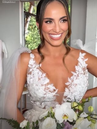 El periodista Jorge Vindas se casó con Fiorella Mora este domingo 21 de abril de 2024.