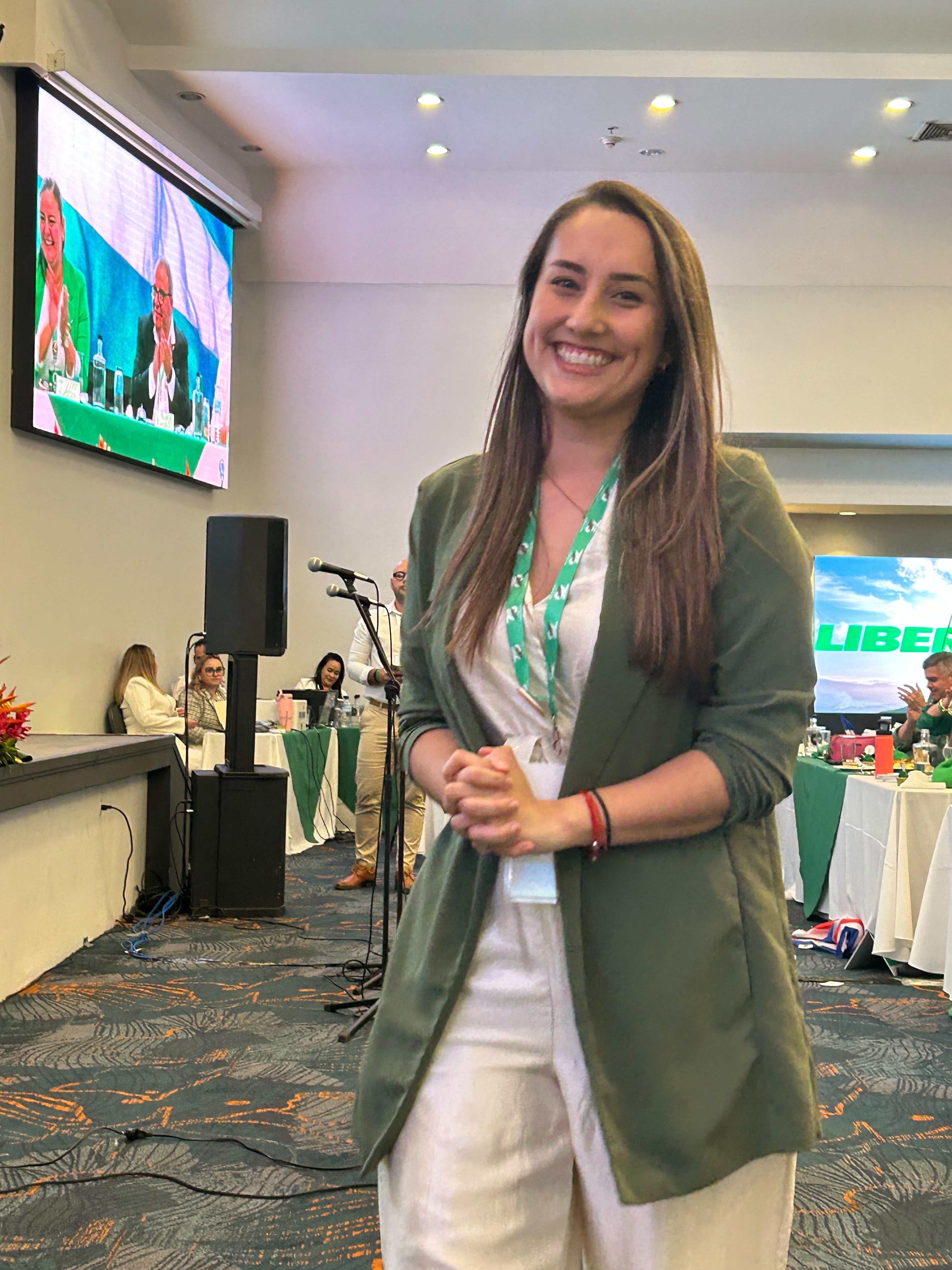 El Partido Liberación Nacional (PLN) eligió a su nueva dirigencia el sábado 10 de octubre, durante una Asamblea Nacional realizada en el hotel Crowne Plaza Corobicí, en San José, que también sirvió para conmemorar los 75 años de historia de la agrupación verdiblanca. En la foto, Daniela Coll, vicepresidenta.