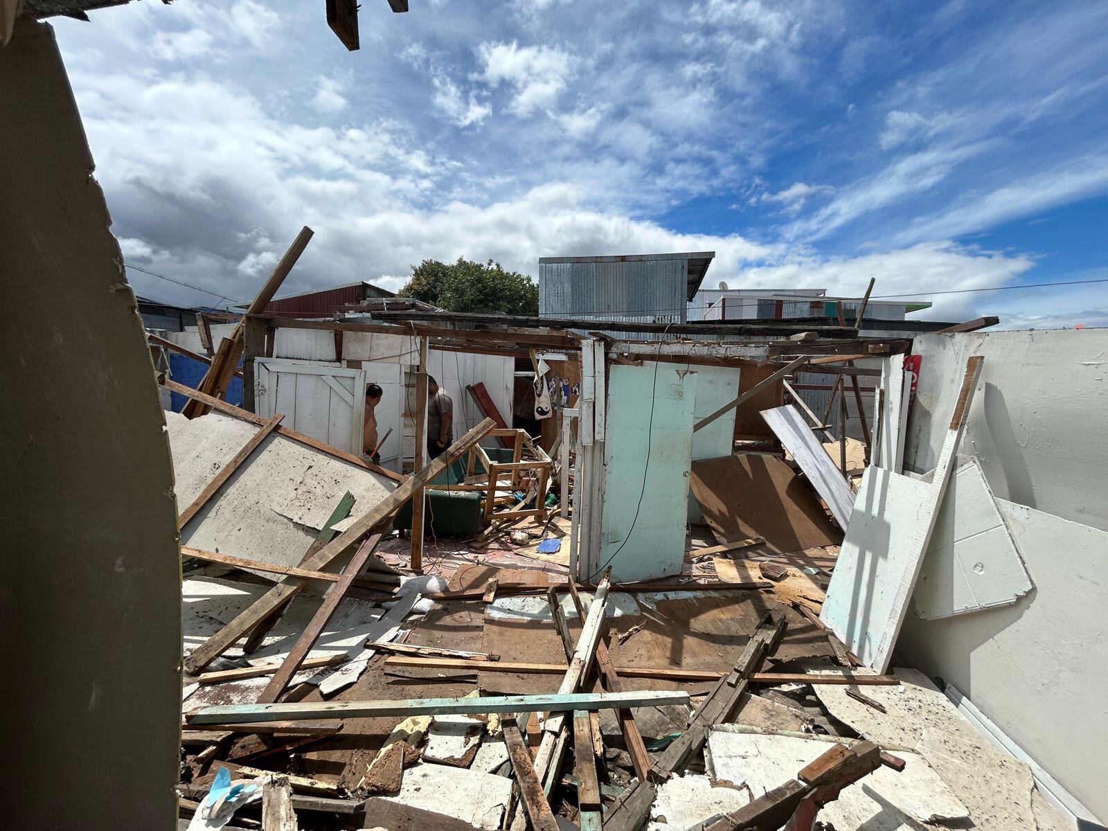 Policía Municipal termina desalojo en precario en Finca San Juan. Foto Policía Municipal de San José.